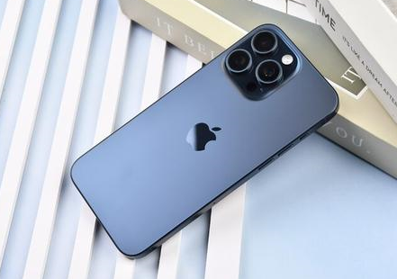 宽甸苹果维修点分享iPhone 15 Pro Max屏幕更换全新实操风险 