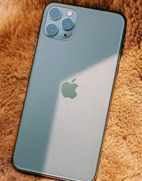 宽甸苹果维修点分享iPhone 11 Pro Max电池发烫特殊问题 